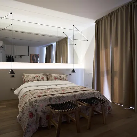 Elegant Duplex, Pool & Tennis, Private Garden & Parking, View 코모