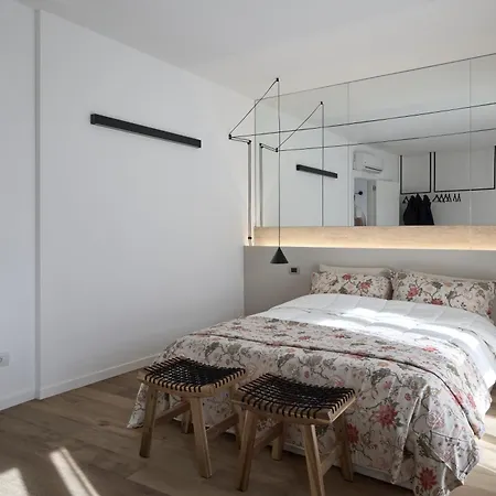 아파트 Elegant Duplex, Pool & Tennis, Private Garden & Parking, View 코모